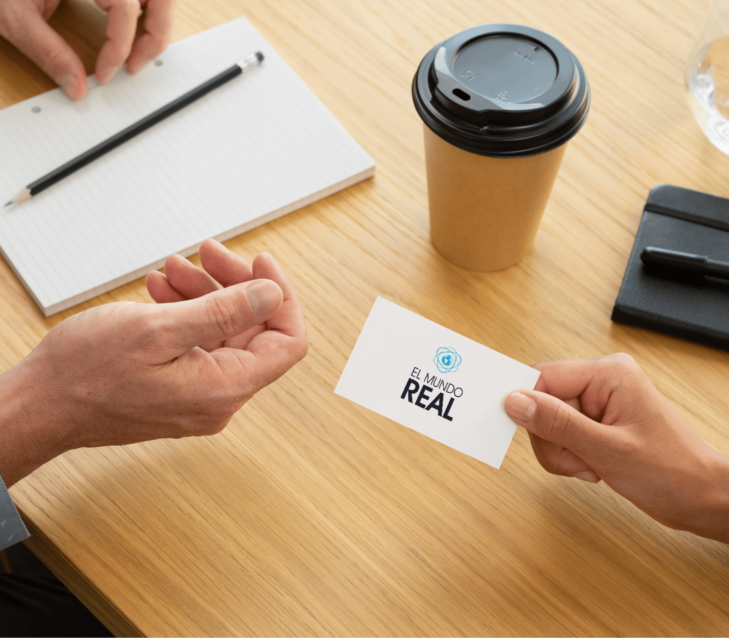 Servicio de Creación de Logo e Imagen Corporativa